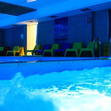 W Marina アパートホテル Jastrzębia Góra