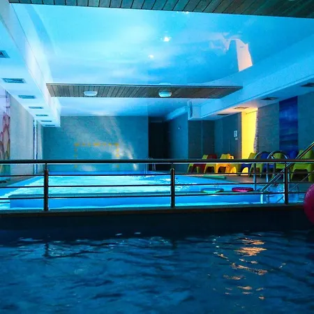 W Marina アパートホテル 3*