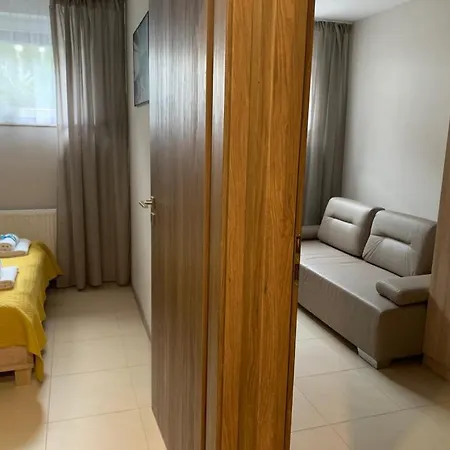 W Marina アパートホテル Jastrzębia Góra