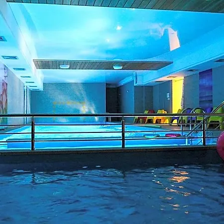 W Marina Apartmanhotel