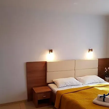 W Marina Aparthotel 3*