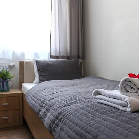 W Marina アパートホテル