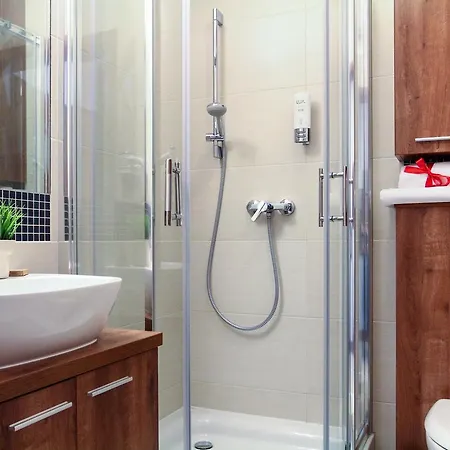 W Marina アパートホテル