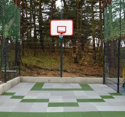 W Marina Aparthotel 3*