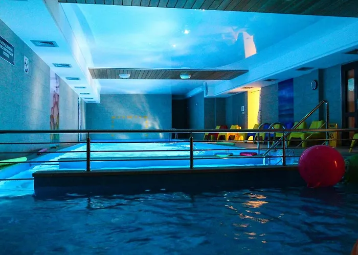 W Marina Aparthotel 3*