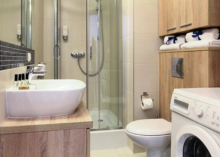 W Marina Jastrzębia Góra